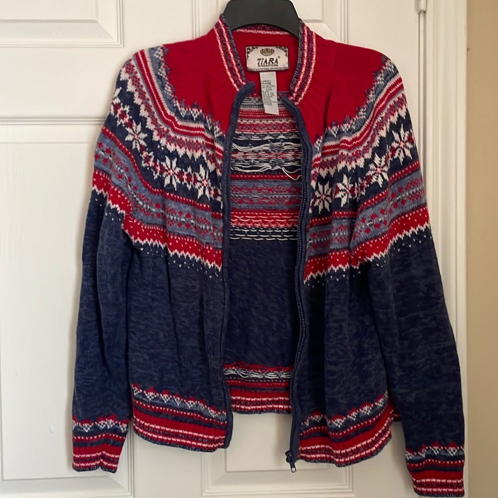 Tiara International sweater jacket size L.